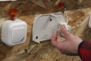 elektryk, łączenie układów