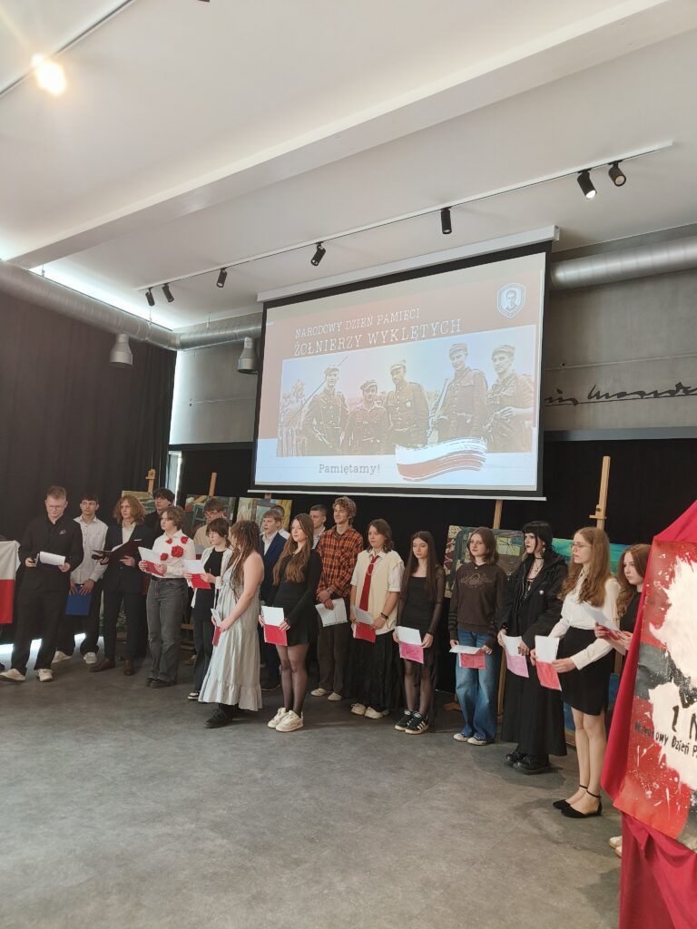 projekt wilczy ślad3